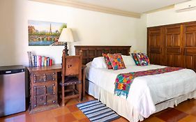 Collection O Casa Bella Hotel Boutique, Cabo San Lucas